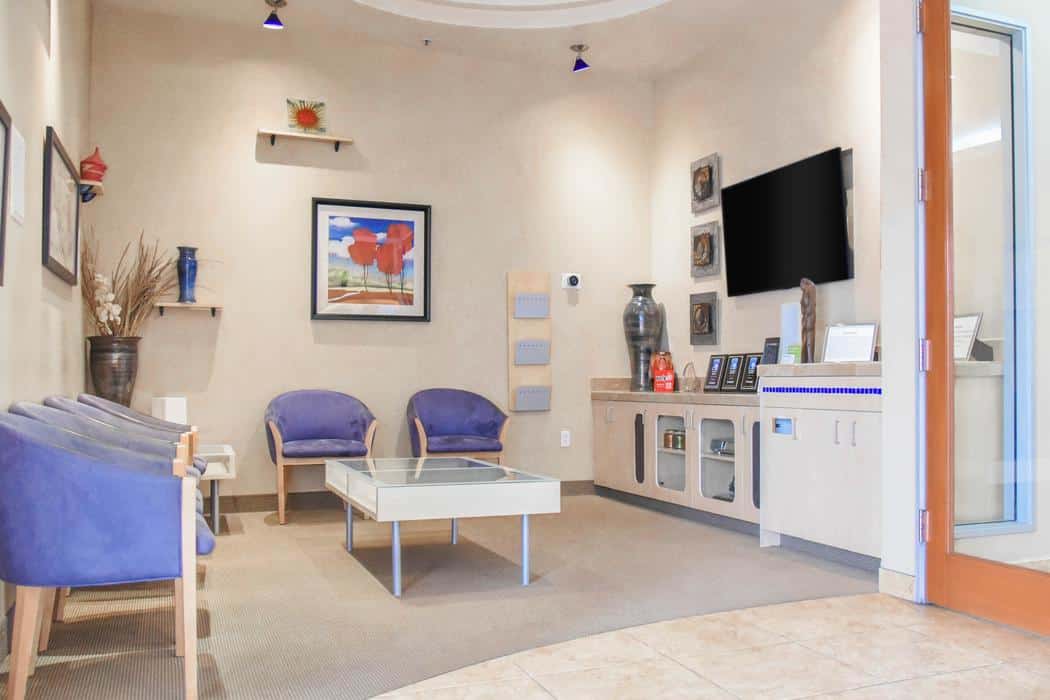 Go-dental-office-photo-waiting-room-tv Go dental office waiting room